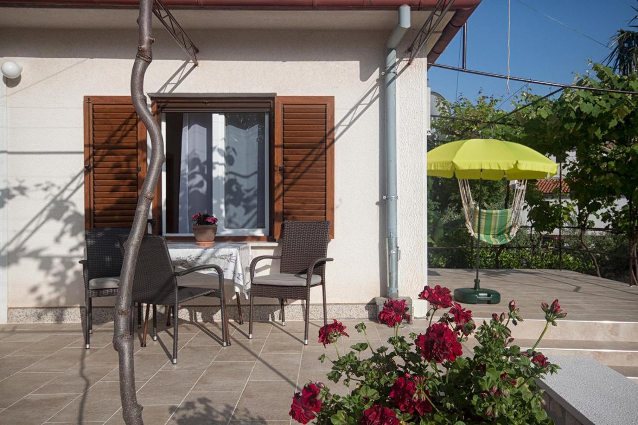 Katarina Porat Apartment Malinska